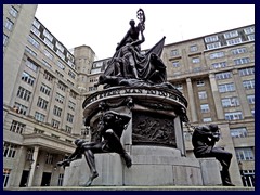 Nelson Monument, Exchange Flags